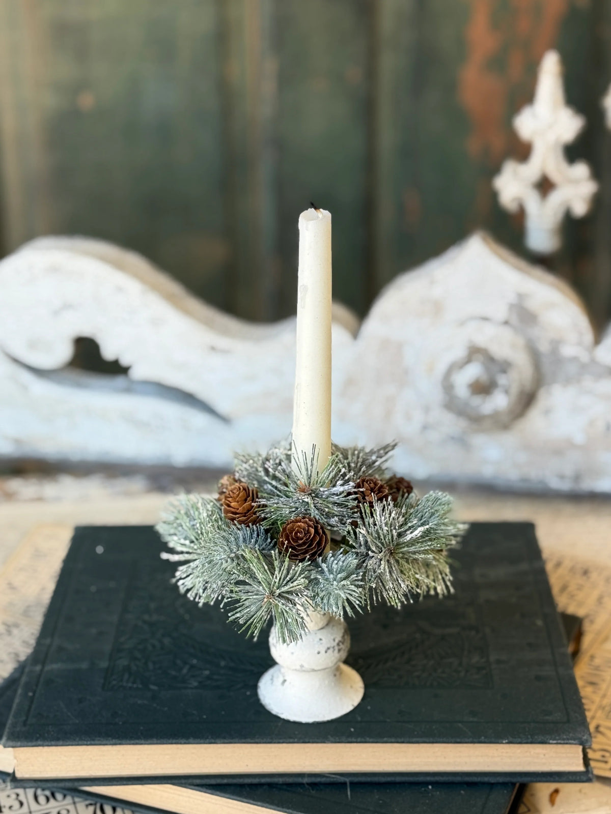 Pine Cone Pizazz Candle Ring