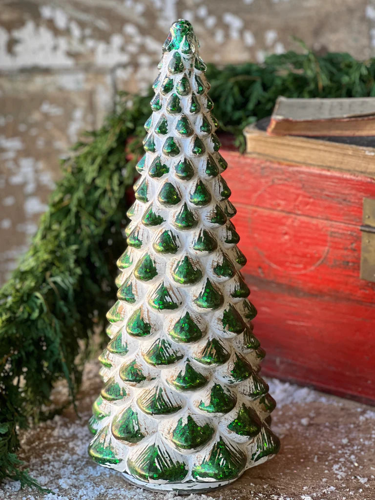 Gleaming Yule Tree