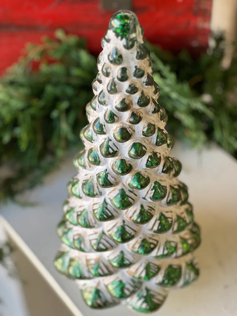 Gleaming Yule Tree