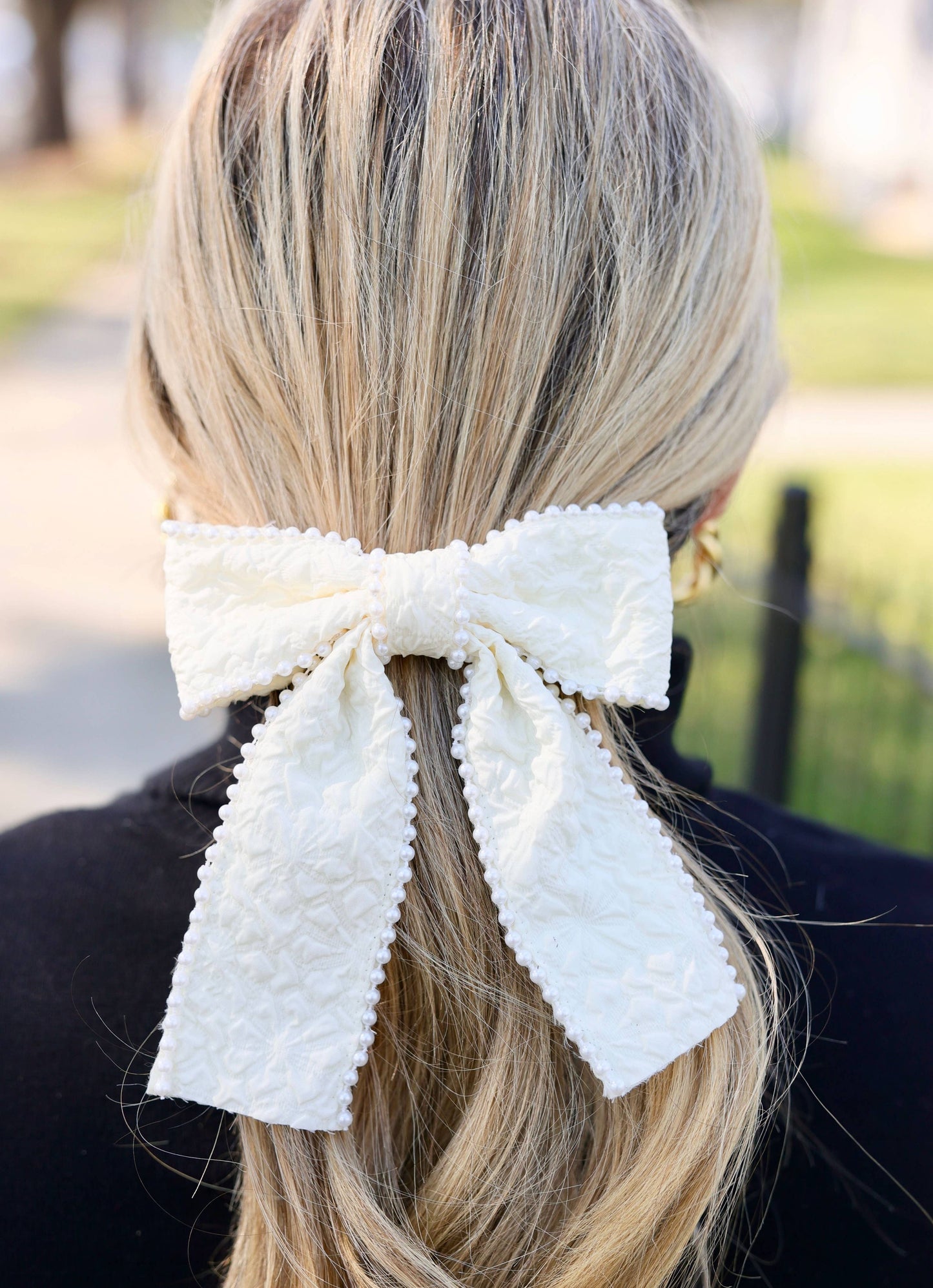 Blakely Pearl Lined Bow | Cream