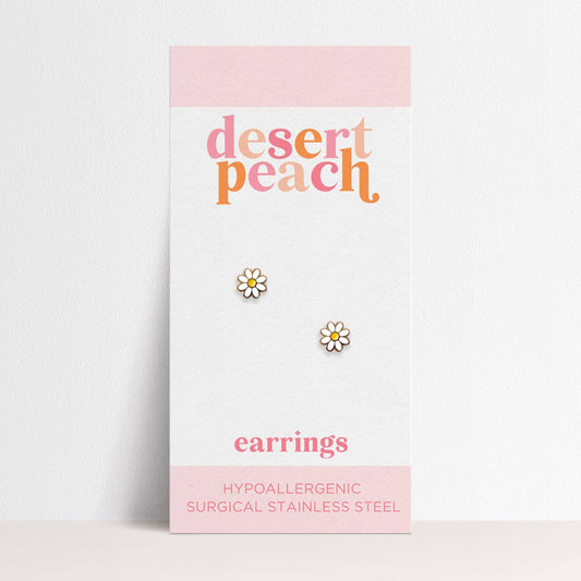 Daisy Stud Earrings | White