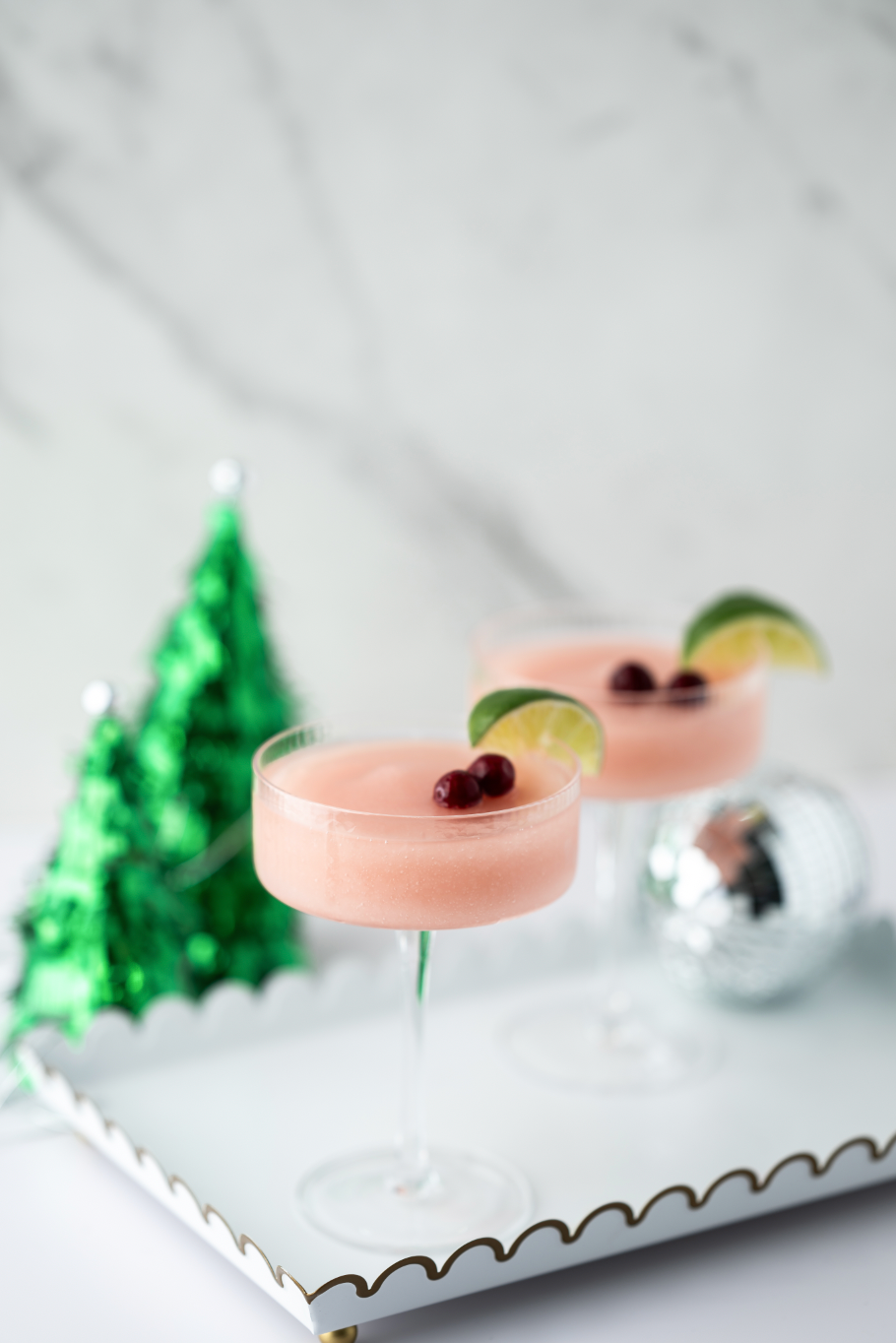 Santa Clausmopolitan Cocktail | Ready-To-Freeze