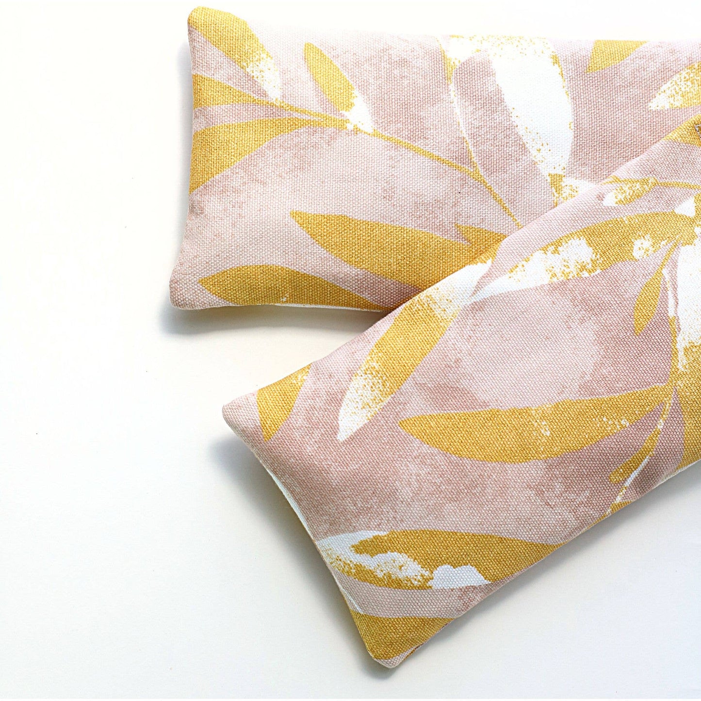 Weighted Aromatherapy Eye Pillow | Golden Leaf