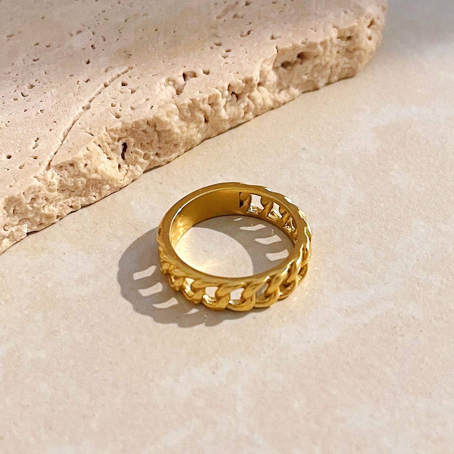 Gold Chain Links Ring